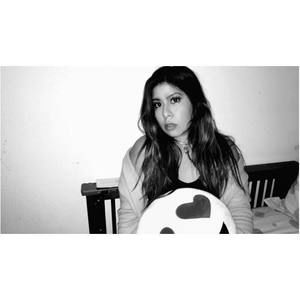 Meet your Posher, Jessenia